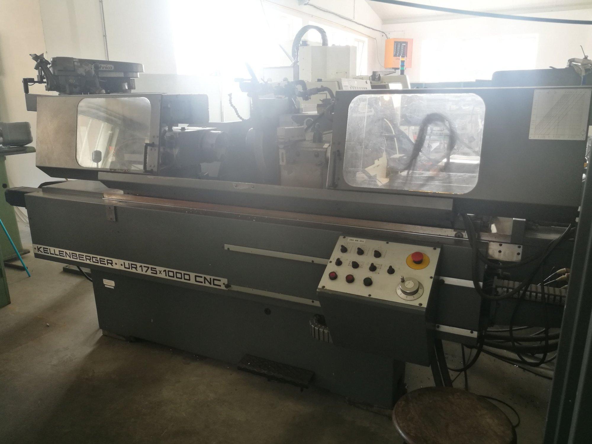 A KELLENBERGER UR 175x1000 CNC  gép elölnézete