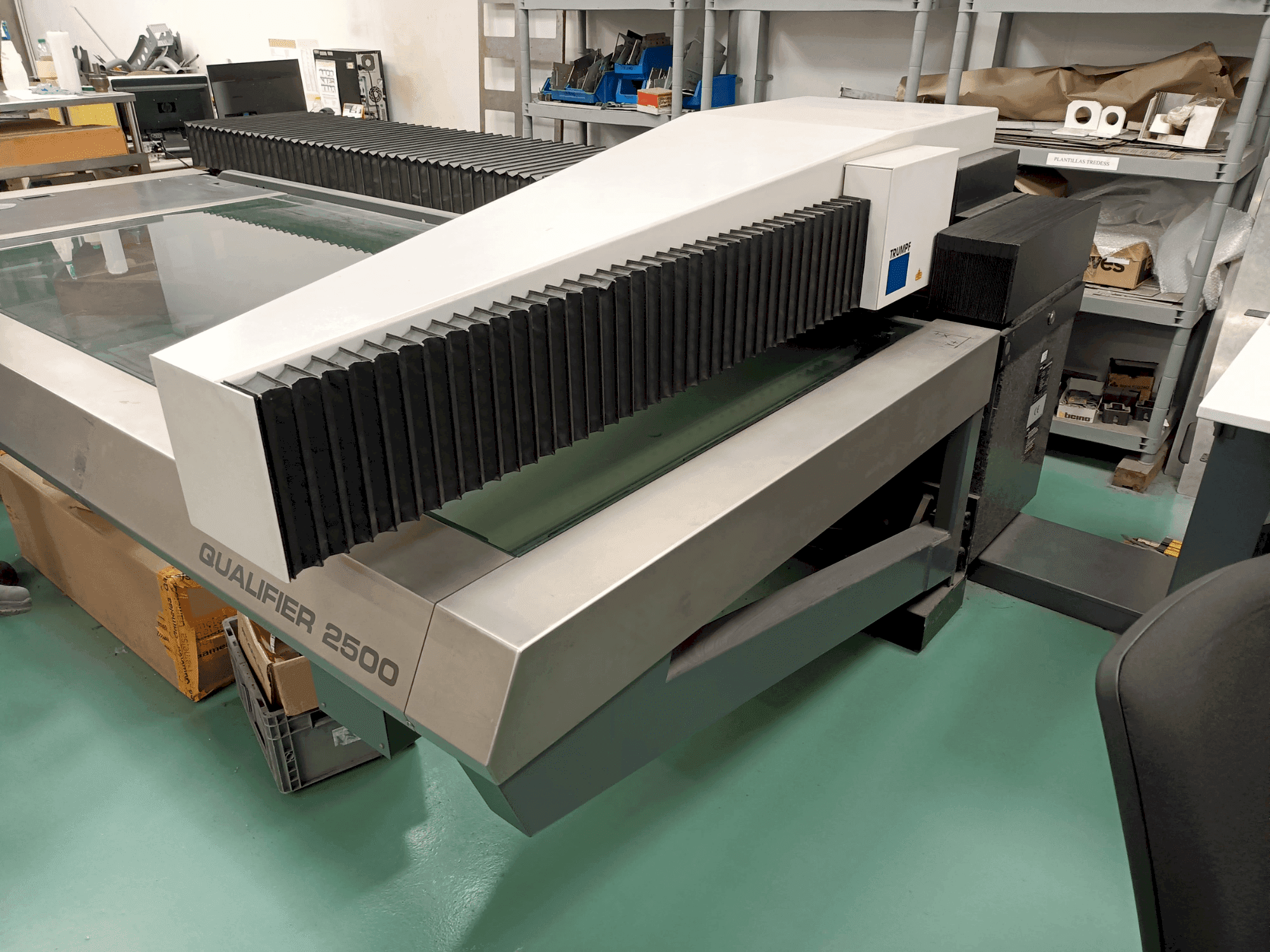 A TRUMPF Qualifier 2500  gép elölnézete