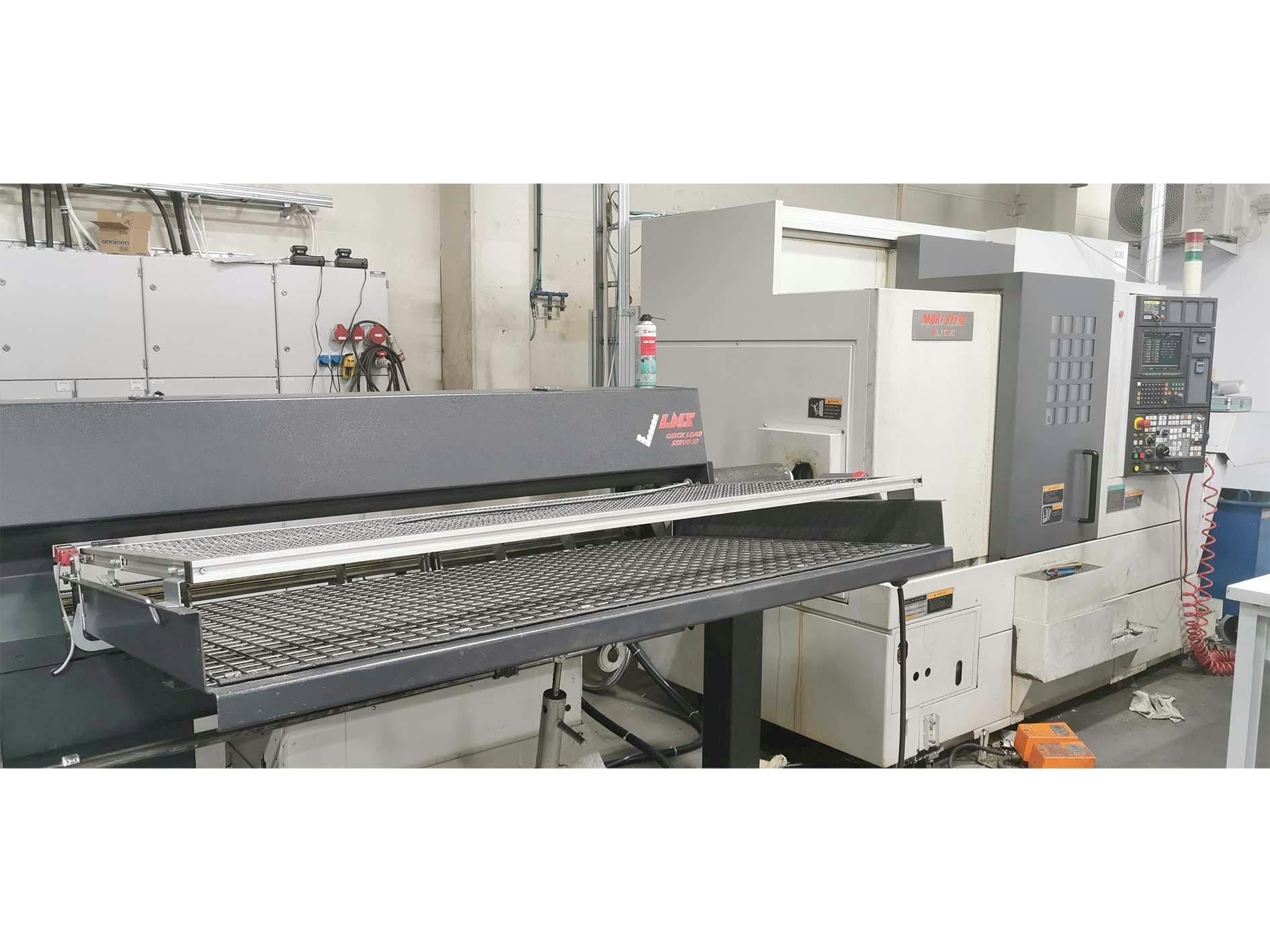 A MORI SEIKI NL 1500 MC 7500  gép elölnézete