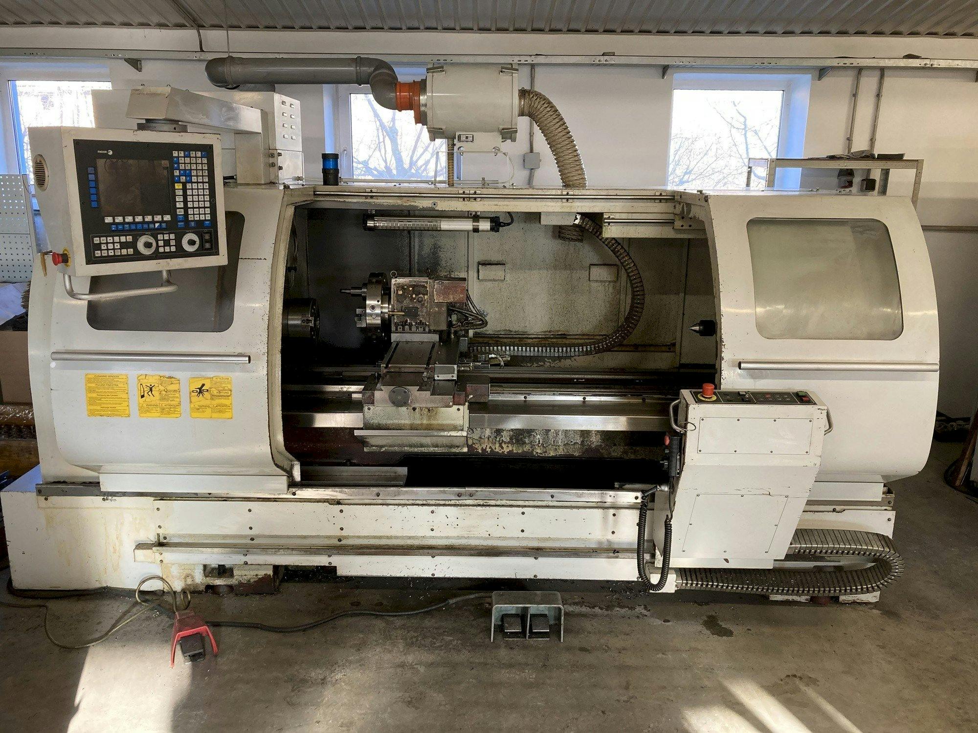 A FERMAT SF 48-1500 CNC  gép elölnézete