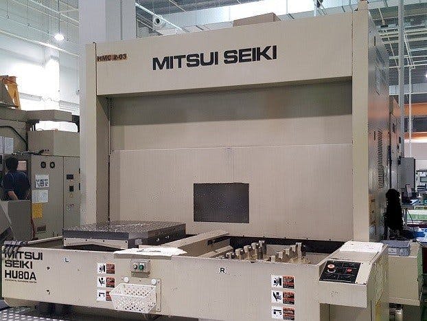 A Mitsui Seiki HU80A  gép elölnézete