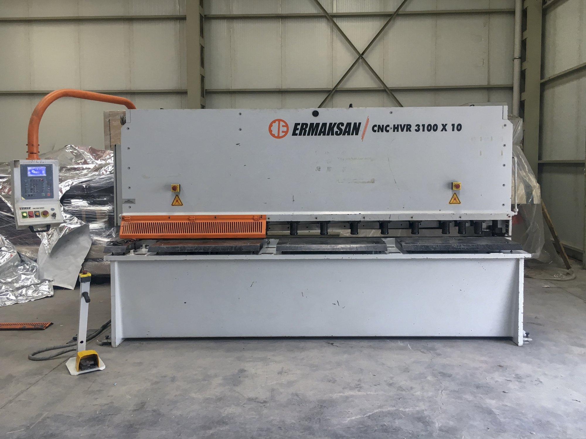 A ERMAKSAN CNC HVR 3100x10  gép elölnézete