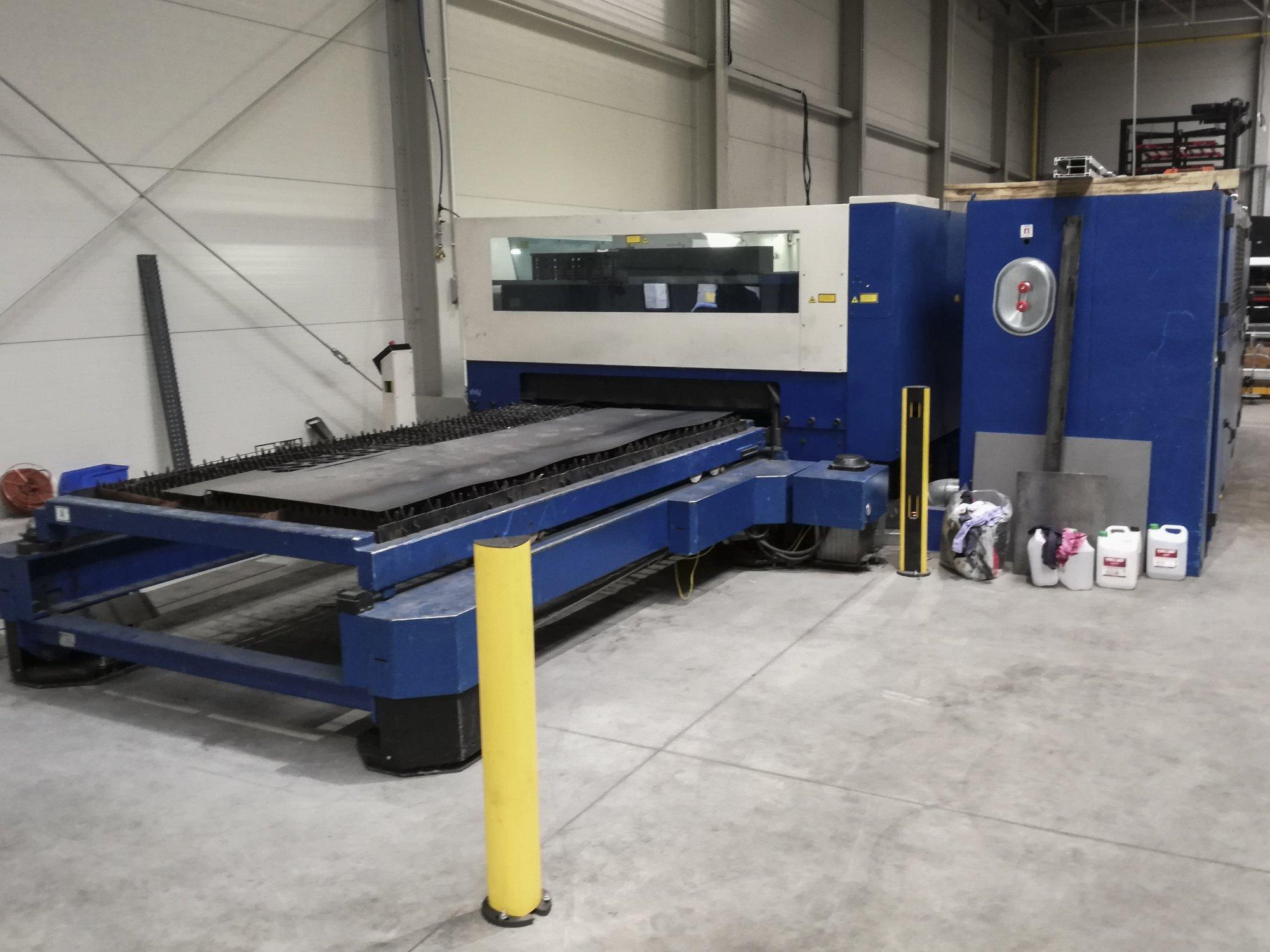 A Trumpf TruLaser 3530  gép jobb nézete